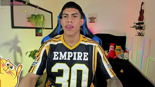 Snapshot of Damian_latinxxx chatting on 03-02-26, 05:08 Damian latinxxx online show from 03-02-26, 05:08