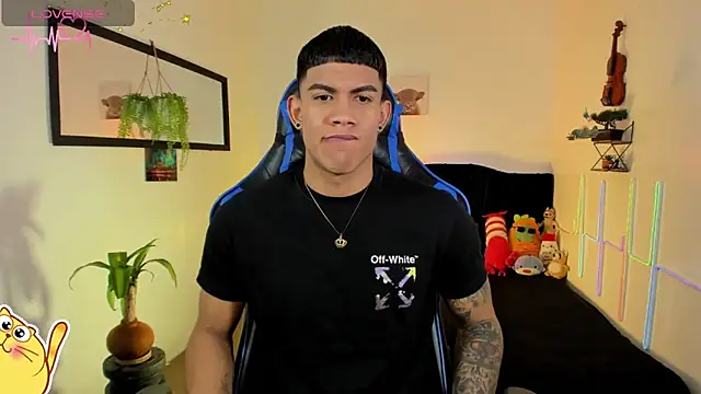 Snapshot of Damian_latinxxx chatting on 03-05-26, 03:02 Damian latinxxx online show from 03-05-26, 03:02