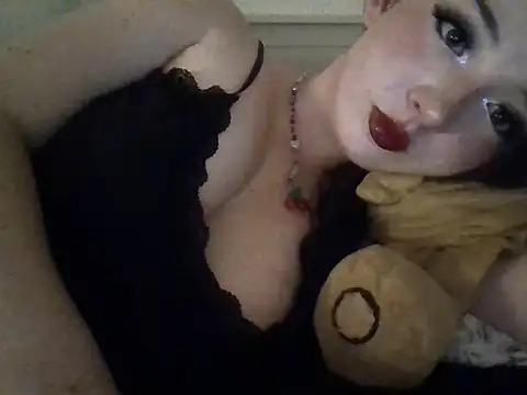 Snapshot of Cerisee04 chatting on 10-16-25, 09:38 Cerisee04 online show from 10-16-25, 09:38