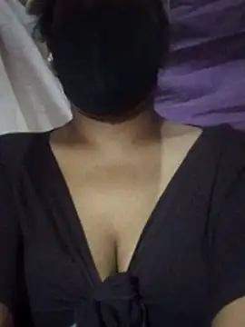 Tharukasenevirathne online show from 06-20-26, 05:38