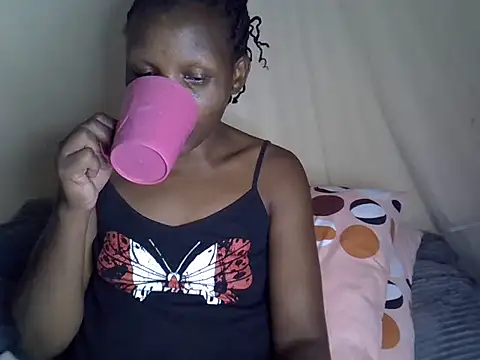 Snapshot of Sweet_serah chatting on 05-04-26, 07:15 Sweet serah online show from 05-04-26, 07:15