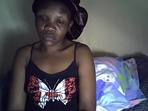Snapshot of Sweet_serah chatting on 06-12-26, 03:27 Sweet serah online show from 06-12-26, 03:27