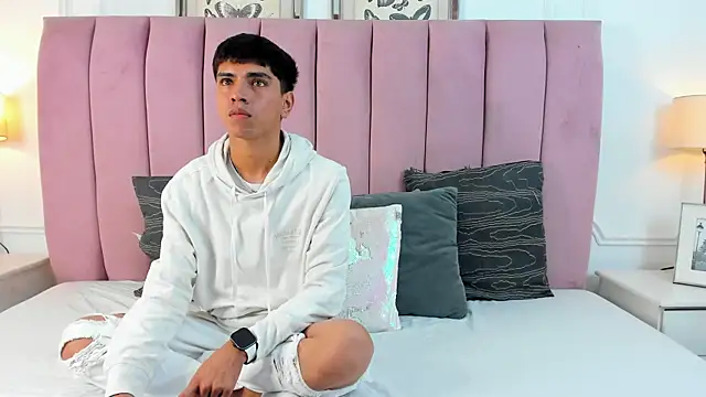 Santy carrington online show from 03-12-26, 08:15