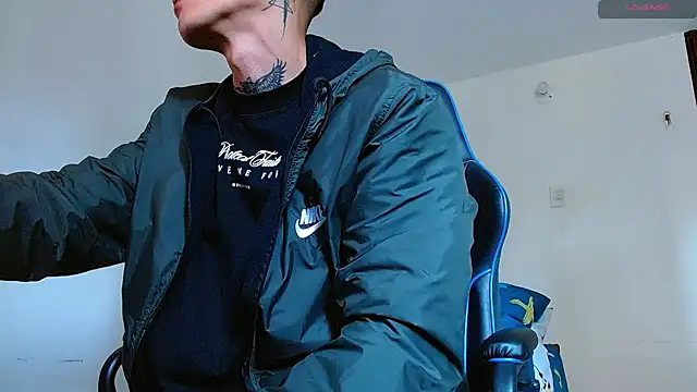 Snapshot of bray_hotboy777 chatting on 01-18-26, 02:10 bray hotboy777 online show from 01-18-26, 02:10