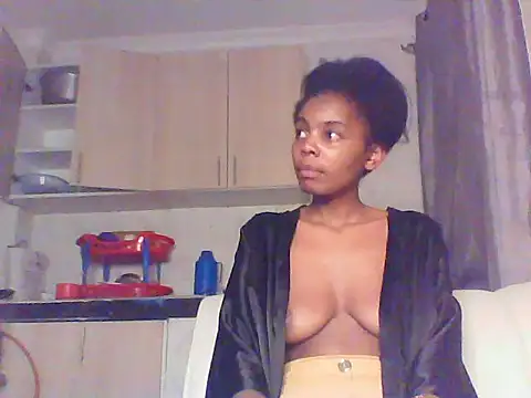 Snapshot of sweetanabella4 chatting on 07-24-26, 11:25 sweetanabella4 online show from 07-24-26, 11:25