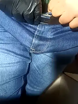 Snapshot of franko1987 chatting on 01-22-25, 09:57 franko1987 online show from 01-22-25, 09:57