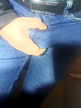 Snapshot of franko1987 chatting on 01-26-25, 06:38 franko1987 online show from 01-26-25, 06:38