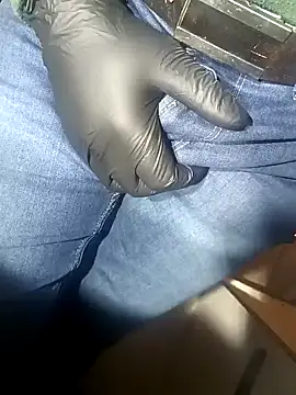 Snapshot of franko1987 chatting on 01-29-25, 10:48 franko1987 online show from 01-29-25, 10:48