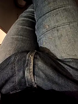 Snapshot of franko1987 chatting on 02-26-26, 05:06 franko1987 online show from 02-26-26, 05:06