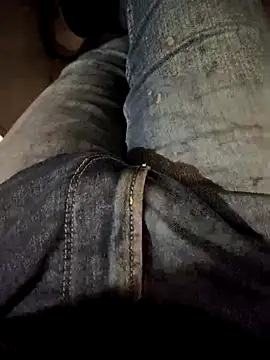 Snapshot of franko1987 chatting on 02-27-26, 04:45 franko1987 online show from 02-27-26, 04:45