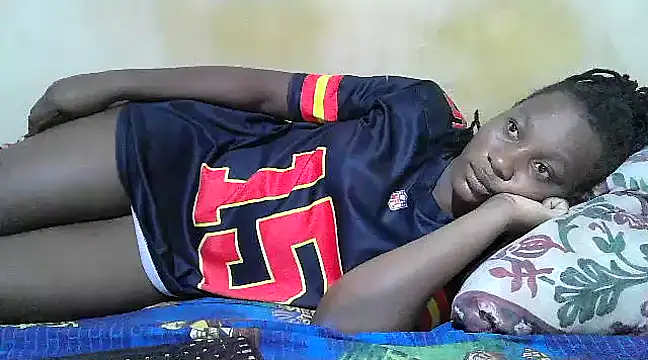 Snapshot of juiccypussy chatting on 03-19-25, 02:16 juiccypussy online show from 03-19-25, 02:16