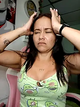 Snapshot of Magica_lorena chatting on 01-30-25, 09:47 Magica lorena online show from 01-30-25, 09:47