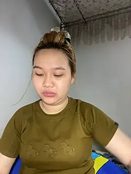 Odette68 online show from 05-18-26, 12:18