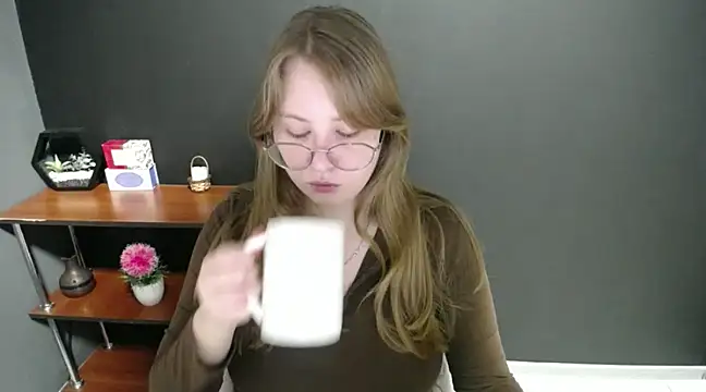 Snapshot of lady_minx chatting on 02-07-25, 10:29 lady minx online show from 02-07-25, 10:29