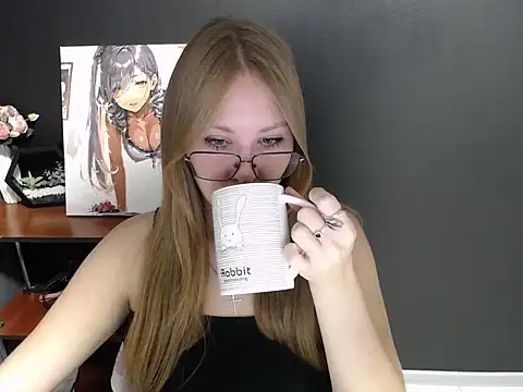 Snapshot of lady_minx chatting on 09-29-25, 06:40 lady minx online show from 09-29-25, 06:40