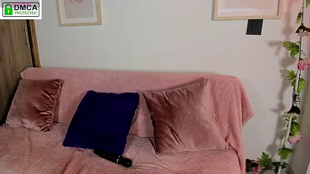 Veronica isaza   online show from 06-17-26, 12:29