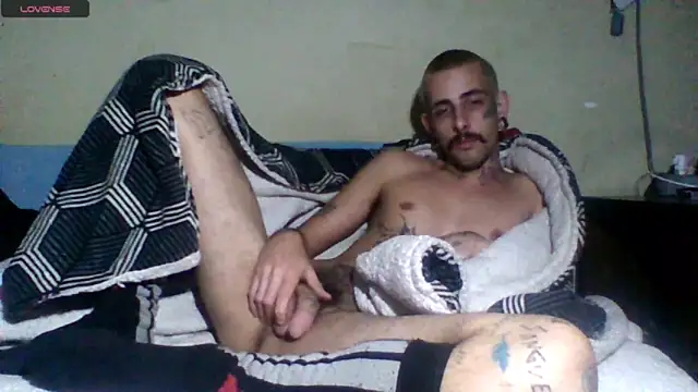Snapshot of sellvageria chatting on 05-23-26, 04:18 sellvageria online show from 05-23-26, 04:18