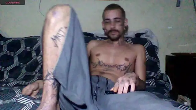 Snapshot of sellvageria chatting on 06-03-26, 12:02 sellvageria online show from 06-03-26, 12:02