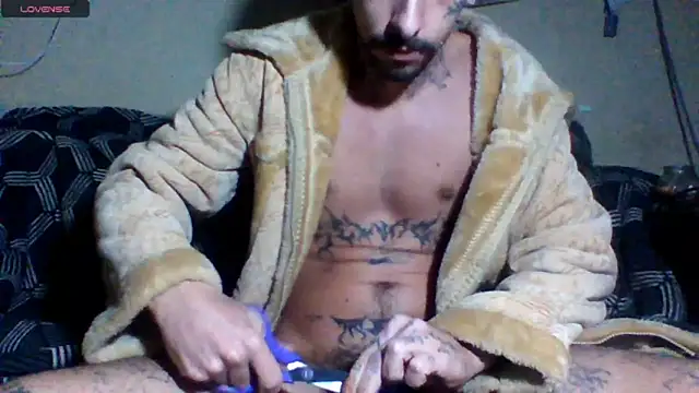 Snapshot of sellvageria chatting on 06-04-26, 03:23 sellvageria online show from 06-04-26, 03:23