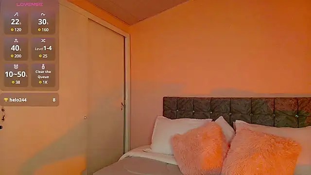 Snapshot of lovely__martina chatting on 03-15-25, 03:51 lovely  martina online show from 03-15-25, 03:51