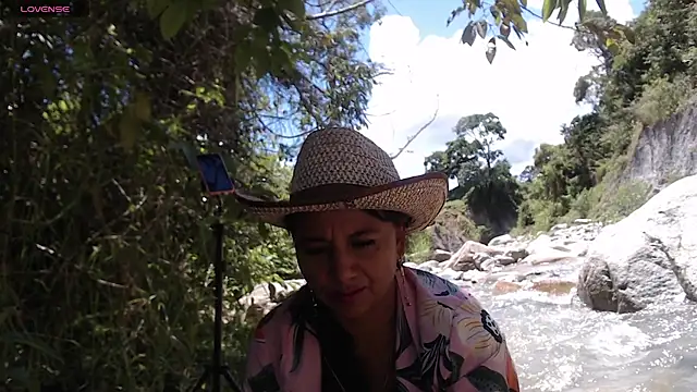 andreu mature online show from 04-26-26, 04:04