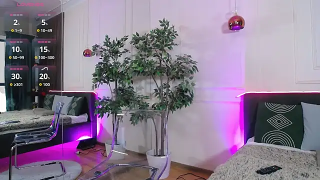 CreamyInkky  online show from 10-27-25, 12:31