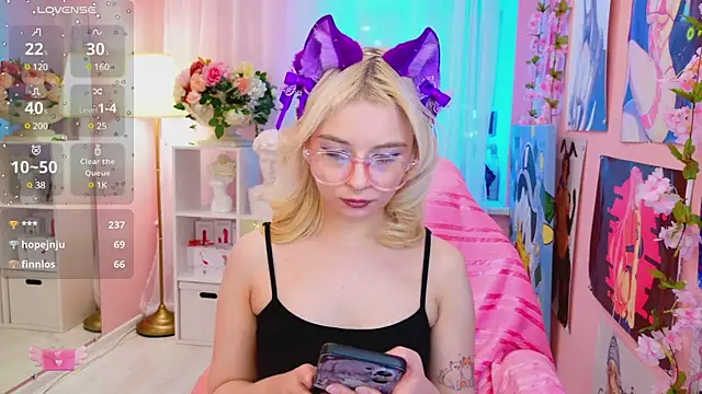 Snapshot of Coconut_Mia chatting on 02-21-25, 03:01 Coconut Mia online show from 02-21-25, 03:01