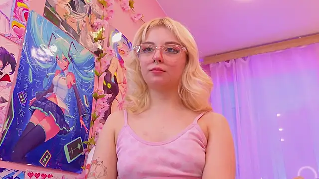 Snapshot of Coconut_Mia chatting on 03-09-25, 12:10 Coconut Mia online show from 03-09-25, 12:10