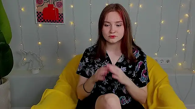 Sshy Dream online show from 10-22-25, 08:25