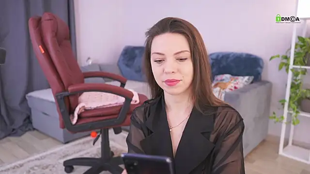 Snapshot of Victoria1Love chatting on 02-14-25, 04:31 Victoria1Love online show from 02-14-25, 04:31