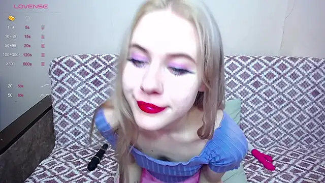 Snapshot of Olivia_Graceee chatting on 12-21-24, 08:39 Olivia Graceee online show from 12-21-24, 08:39
