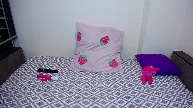 Olivia Graceee online show from 12-16-25, 09:58