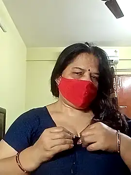 Snapshot of IndianAngle chatting on 12-17-24, 08:21 IndianAngle online show from 12-17-24, 08:21