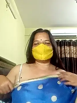 Snapshot of IndianAngle chatting on 12-24-24, 07:33 IndianAngle online show from 12-24-24, 07:33