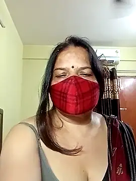 Snapshot of IndianAngle chatting on 02-02-25, 09:56 IndianAngle online show from 02-02-25, 09:56