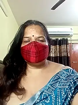 Snapshot of IndianAngle chatting on 02-07-25, 01:32 IndianAngle online show from 02-07-25, 01:32