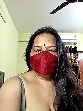 Snapshot of IndianAngle chatting on 02-24-25, 08:36 IndianAngle online show from 02-24-25, 08:36