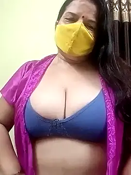 Snapshot of IndianAngle chatting on 09-20-25, 08:21 IndianAngle online show from 09-20-25, 08:21