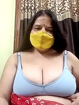 Snapshot of IndianAngle chatting on 09-22-25, 08:55 IndianAngle online show from 09-22-25, 08:55
