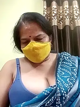Snapshot of IndianAngle chatting on 10-09-25, 09:02 IndianAngle online show from 10-09-25, 09:02