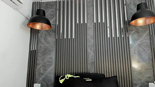 SaraiEvans online show from 11-01-25, 03:30