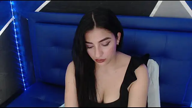 Snapshot of cherry_modelx_ chatting on 10-11-25, 09:24 cherry modelx online show from 10-11-25, 09:24