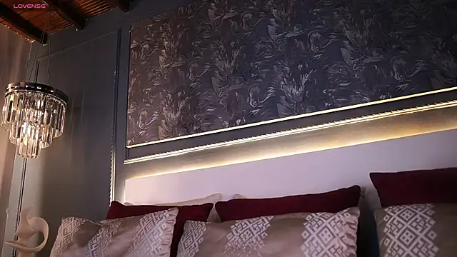 AylinMillerxs online show from 06-12-26, 07:35