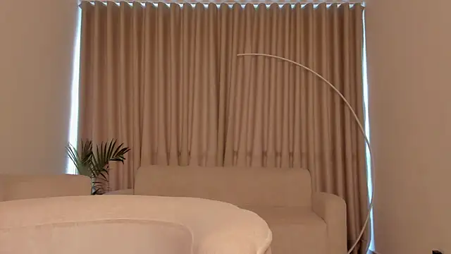 SavannahWildee online show from 09-21-25, 12:07