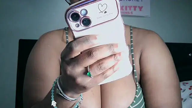 Nyxie Chaos online show from 09-19-25, 01:34