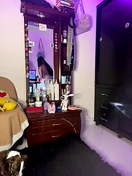 Snapshot of iam_valery chatting on 09-19-25, 07:03 iam valery online show from 09-19-25, 07:03