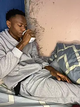 Snapshot of fireboyafrica chatting on 10-30-25, 12:12 fireboyafrica online show from 10-30-25, 12:12