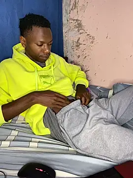 Snapshot of fireboyafrica chatting on 11-05-25, 12:43 fireboyafrica online show from 11-05-25, 12:43