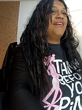 Michelle Brito1 online show from 03-07-25, 07:27