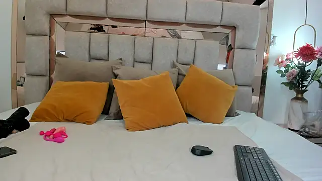 karina mason online show from 04-28-26, 05:18